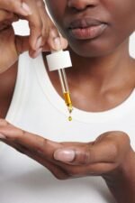 Dr. Hauschka Clarifying Day Oil, 0.6 Fl Oz - Image 5